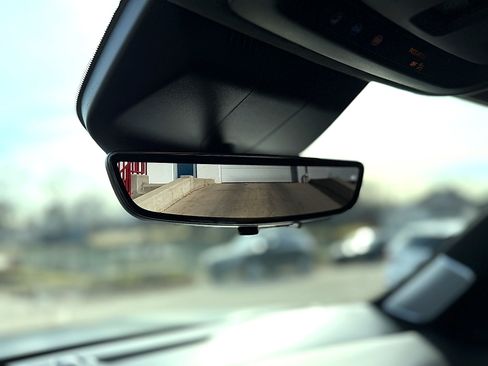 Used 2021 Cadillac Escalade Sport Platinum image 25