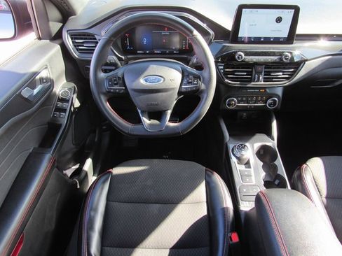 Used 2024 Ford Escape ST-Line image 12