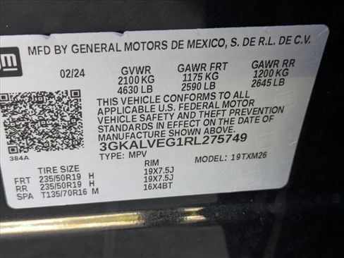 Used 2024 GMC Terrain SLT w/ Tech Package image 23