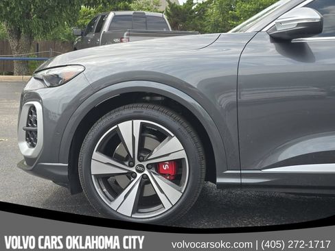 Used 2026 Audi SQ5 Premium Plus AWD/4WD image 6