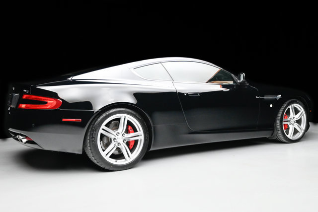 Used 2009 Aston Martin DB9 Coupe RWD image 4