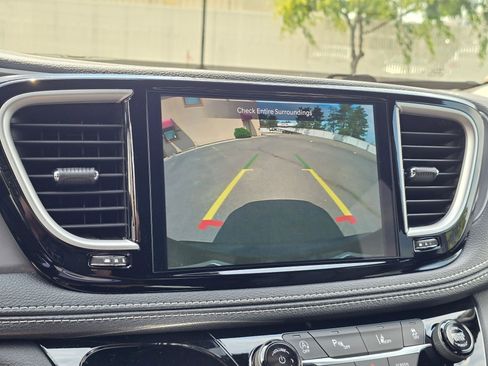 Used 2026 Chrysler Pacifica Select AWD/4WD image 20