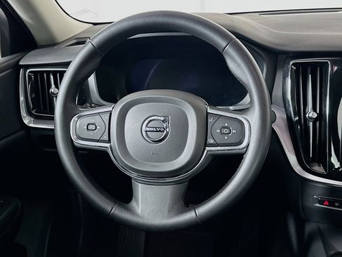 Used 2024 Volvo S60 B5 Core image 18