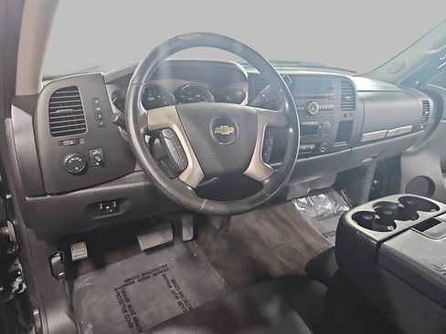 Used 2013 Chevrolet Silverado 2500 LT w/ Interior Plus Package AWD/4WD image 19