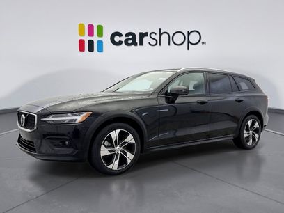 Used 2025 Volvo V60 B5 Cross Country Plus