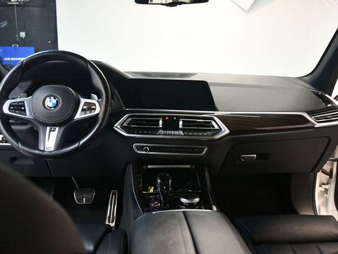 Used 2019 BMW X5 xDrive40i w/ M Sport Package image 5