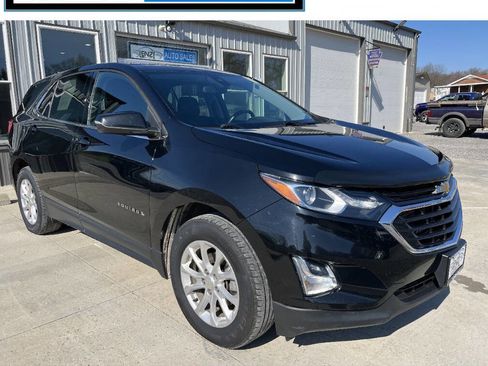 Used 2019 Chevrolet Equinox LT w/ Driver Convenience Package image 1