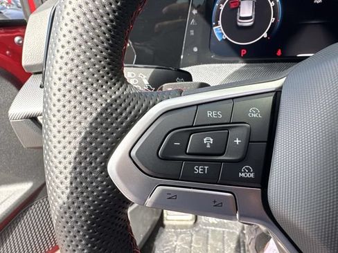 New 2026 Volkswagen GTI SE FWD image 19