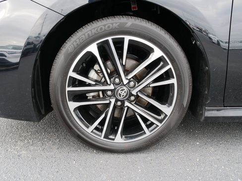 Used 2025 Toyota Camry XLE image 14