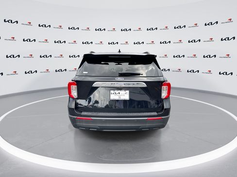 Used 2022 Ford Explorer XLT RWD image 7