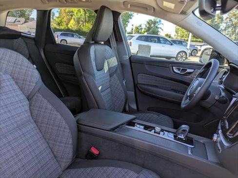 Used 2025 Volvo XC60 B5 Core w/ Protection Package Premier image 26