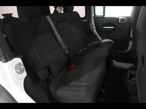 Used 2023 Jeep Wrangler Unlimited Sport AWD/4WD image 18