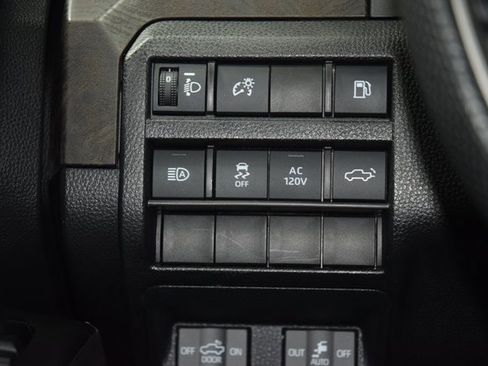 Used 2024 Toyota Tacoma Limited image 36