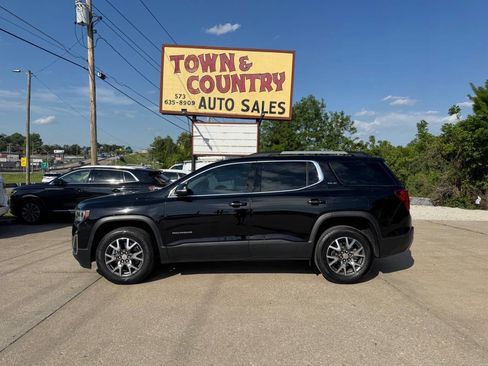 Used 2020 GMC Acadia SLE w/ Driver Convenience Package FWD image 4