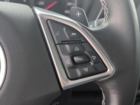 Used 2020 Chevrolet Camaro LT image 26