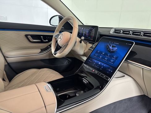 Certified 2022 Mercedes-Benz S 580 4MATIC Sedan image 9