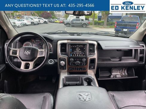 Used 2017 RAM 1500 Laramie w/ Convenience Group AWD/4WD image 9