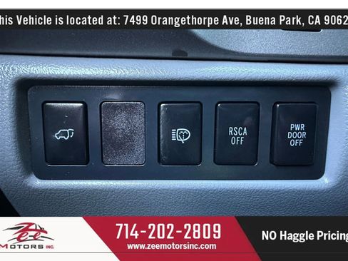 Used 2010 Toyota Sequoia Limited image 28