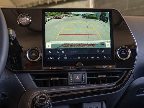 New 2026 Lexus NX 350 AWD image 19