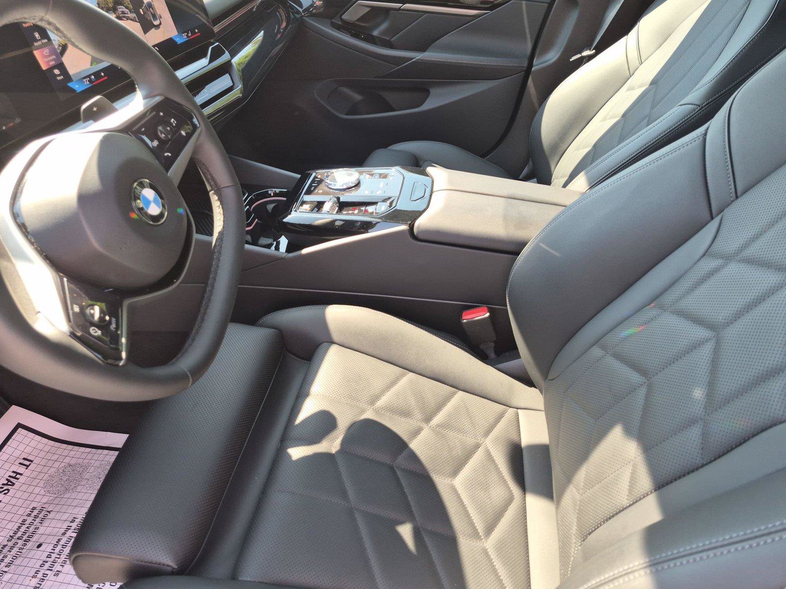 Used 2026 BMW 530i RWD image 17