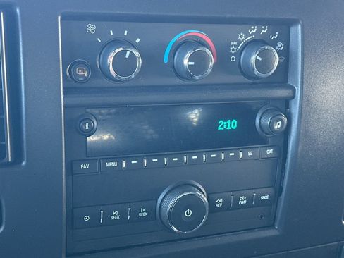 Used 2025 Chevrolet Express 2500 w/ Driver Convenience Package RWD image 20