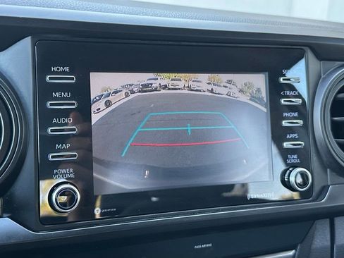 Used 2020 Toyota Tacoma SR image 43