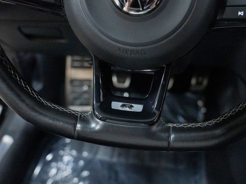 Used 2016 Volkswagen Golf 4-Door AWD/4WD image 28