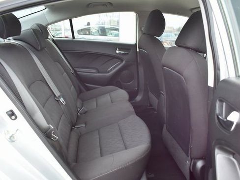 Used 2016 Kia Forte LX image 31
