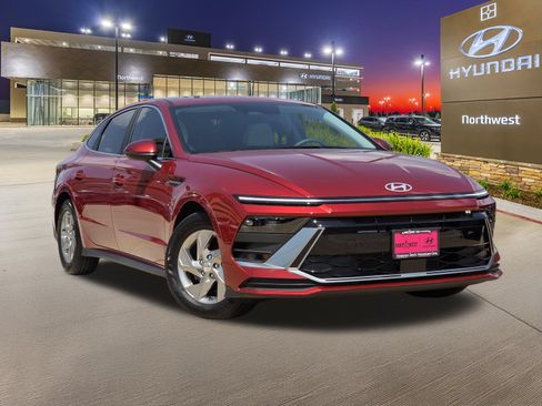 Certified 2026 Hyundai Sonata SE FWD image 3