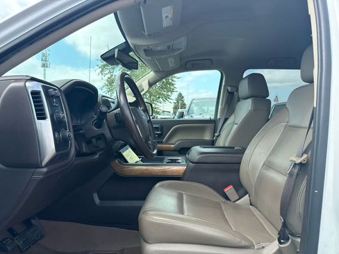 Used 2017 Chevrolet Silverado 1500 LTZ w/ Sport Package AWD/4WD image 5