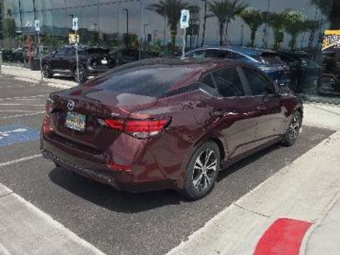 Certified 2022 Nissan Sentra SV w/ Trunk Package FWD image 3