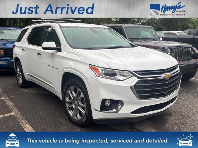 Used 2020 Chevrolet Traverse Premier FWD image 3