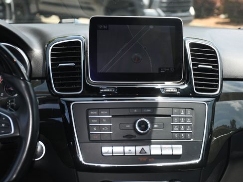 Used 2018 Mercedes-Benz GLE 350 image 18