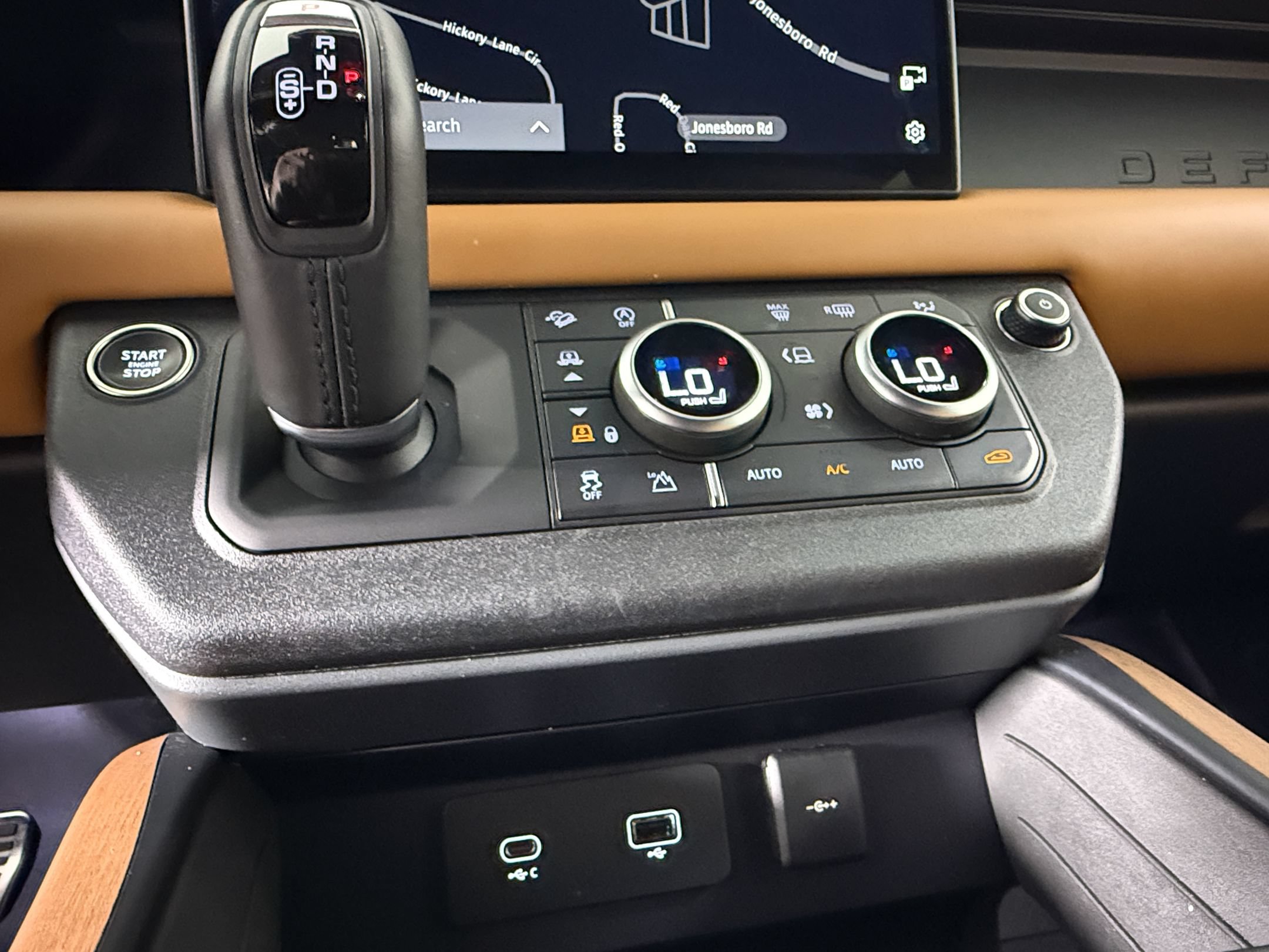Certified 2024 Land Rover Defender 110 X AWD/4WD image 19