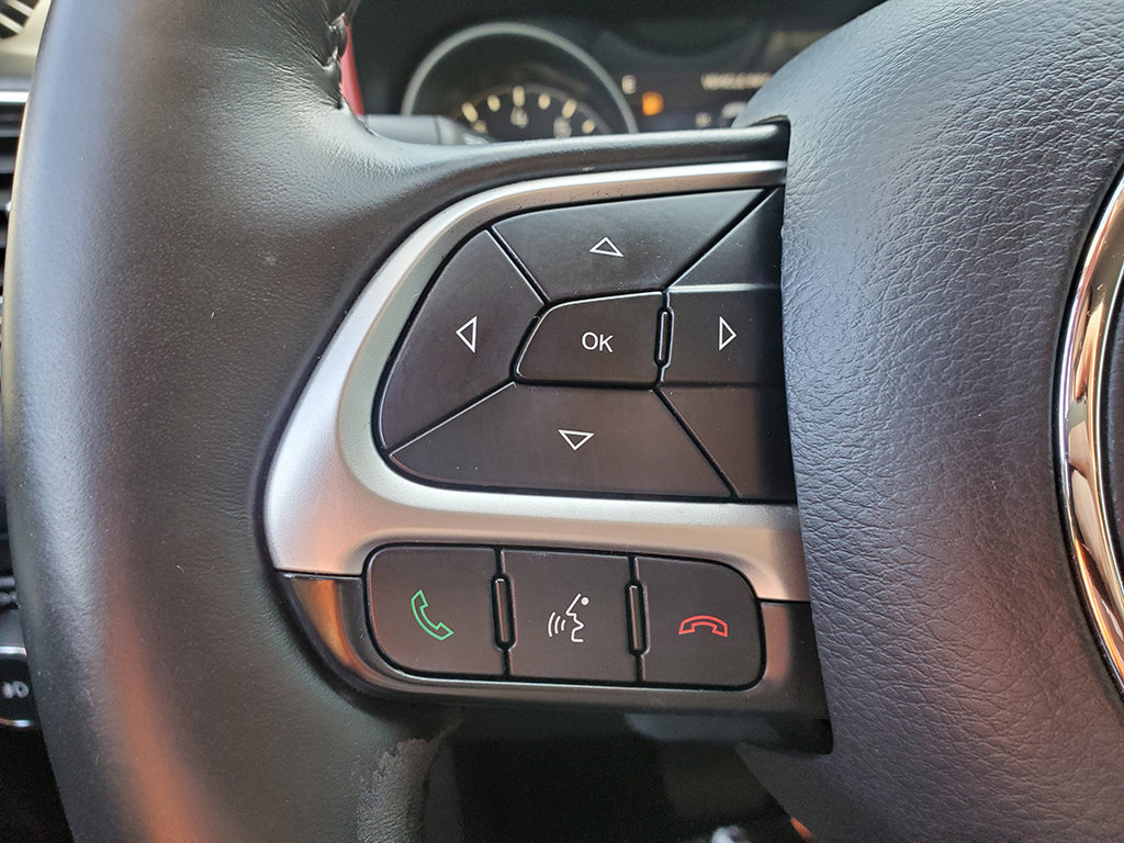 Used 2018 Jeep Compass Trailhawk w/ Cold Weather Group AWD/4WD image 27