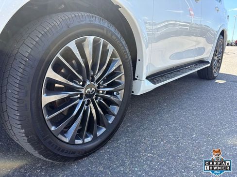 Used 2024 INFINITI QX80 Sensory AWD/4WD image 17
