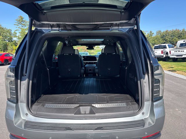 Used 2025 Chevrolet Tahoe RST w/ Comfort Package AWD/4WD image 14