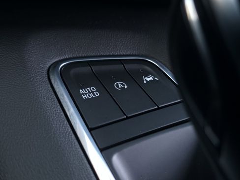 Used 2021 Cadillac Escalade Premium Luxury w/ Driver Assist Tech Package image 26