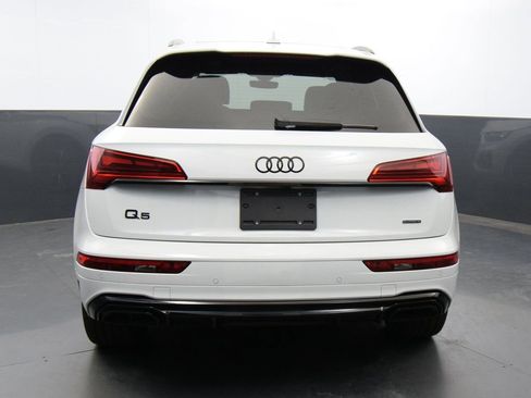 Certified 2025 Audi Q5 2.0T Premium Plus w/ Premium Plus Package image 4