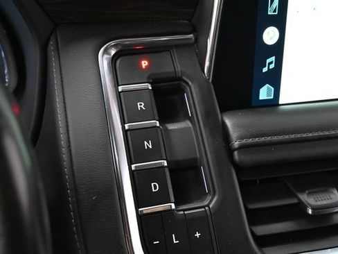 Used 2022 Chevrolet Tahoe LT AWD/4WD image 23