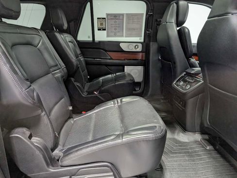 Used 2020 Lincoln Navigator L Reserve w/ Equipment Group 208A Reserve image 40