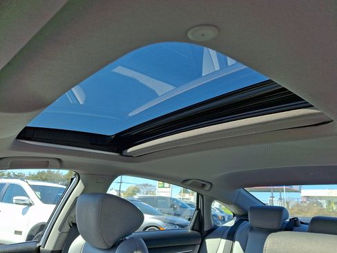 Used 2020 Honda Accord EX image 14