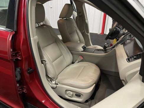 Used 2010 Ford Taurus SEL image 43