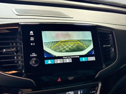 Used 2025 Honda Passport Black Edition image 17