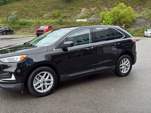 Used 2024 Ford Edge SEL AWD/4WD image 12