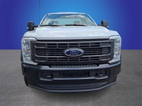 New 2025 Ford F550 2WD Regular Cab Super Duty image 2