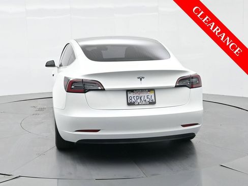 Used 2020 Tesla Model 3 Standard Range image 9