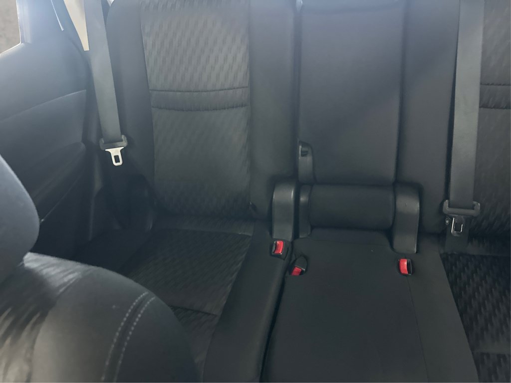 Used 2018 Nissan Rogue SV w/ Premium Package AWD/4WD image 24