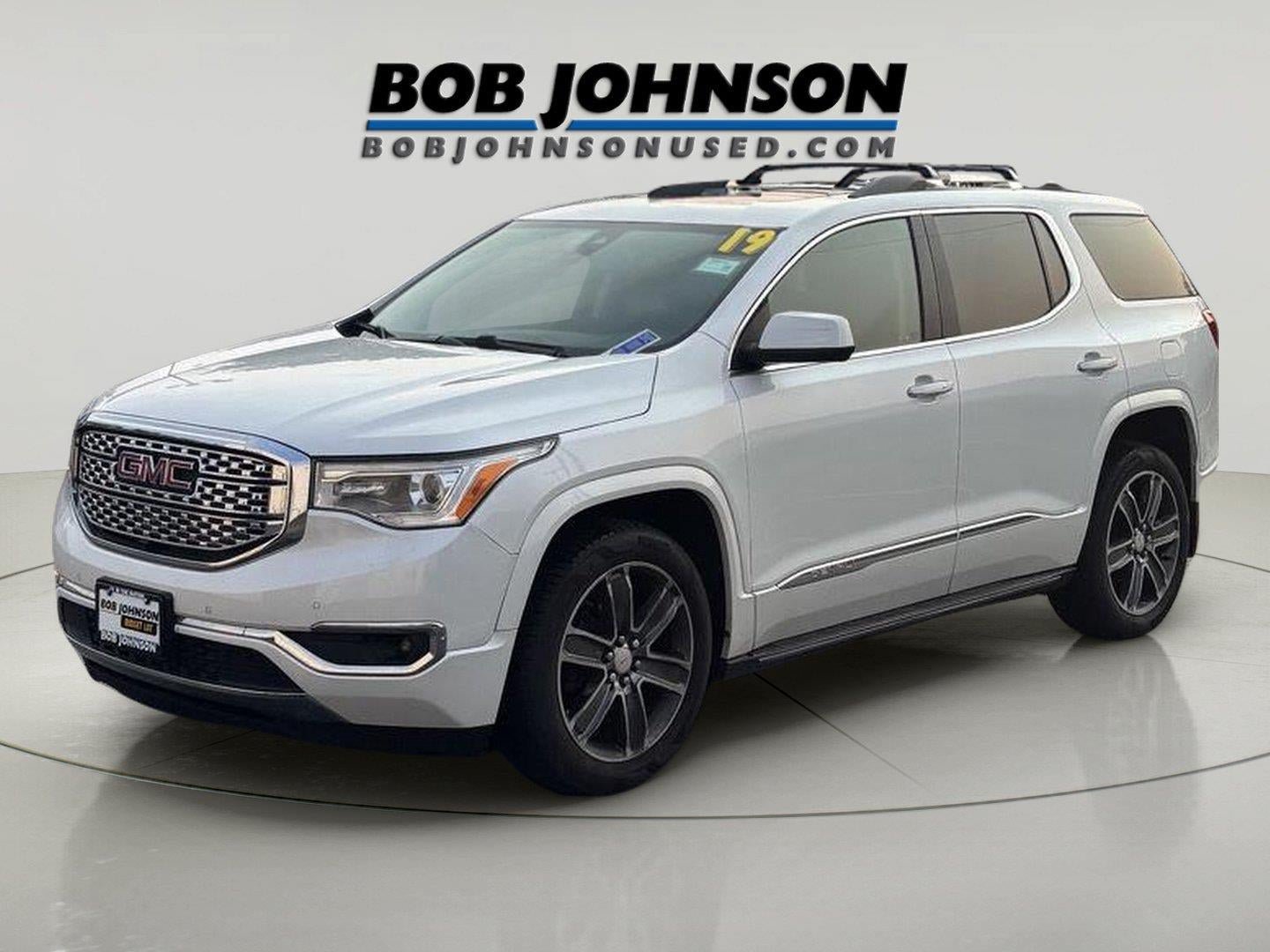 Used 2019 GMC Acadia Denali w/ Technology Package AWD/4WD image 3