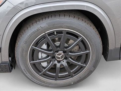 New 2026 Mercedes-Benz GLA 35 AMG AMG GLA 35 image 9